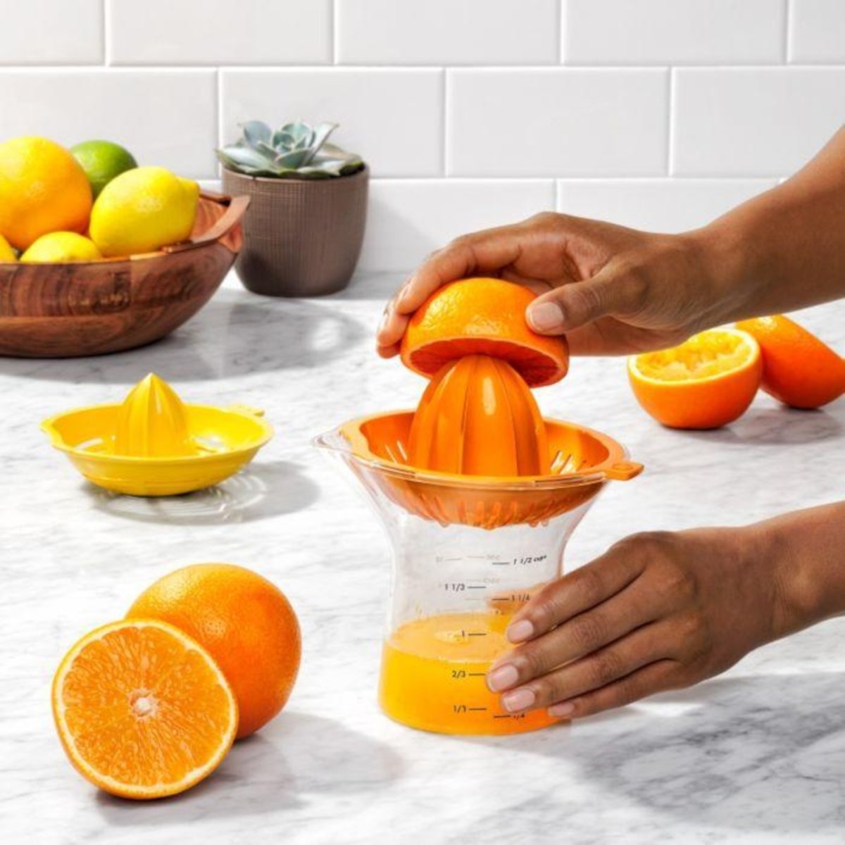 Good Grips 2-in-1 Citrus Juicer - Minimax