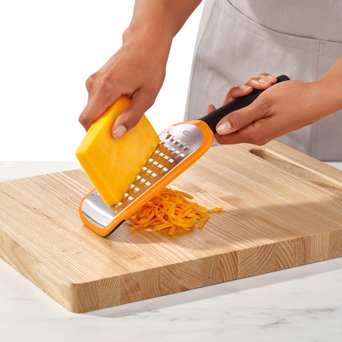 Good Grips Etched Course Grater - Minimax